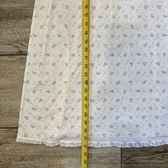 Vintage Nightgown Pajamas Floral Flowers - Picture 9 of 14